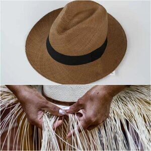Montecristi Panama Hat Handwoven Natural Palm Ecuador XS Small NWOT
